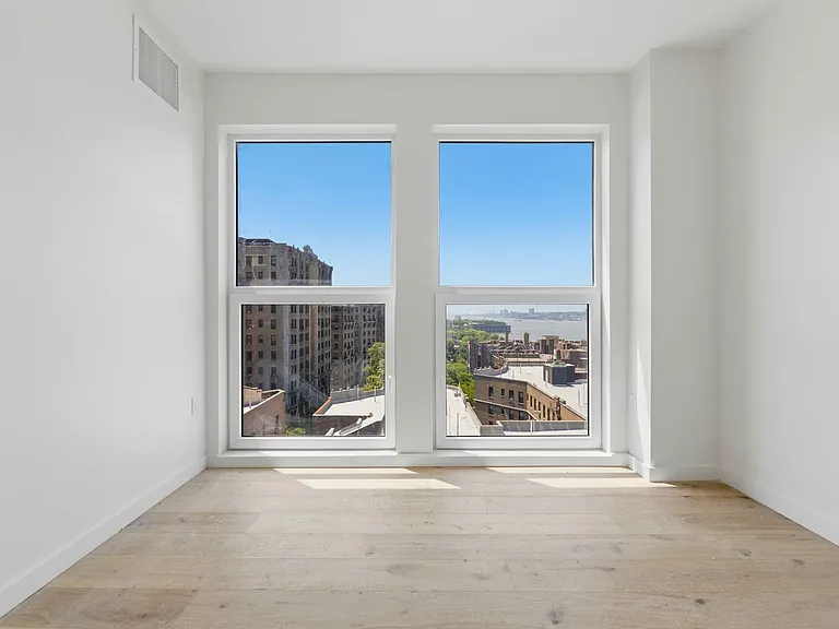 636 W 158th St #5A — Photo 7