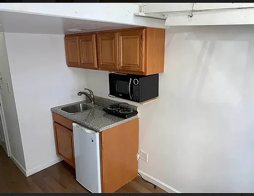 Rented by Oxford Property Group | media 12