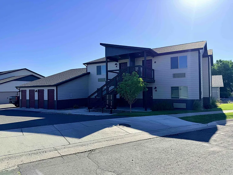 1048 Enterprise Dr #3 — Photo 22