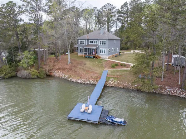 1077 Lee Road 370, Valley, AL 36854