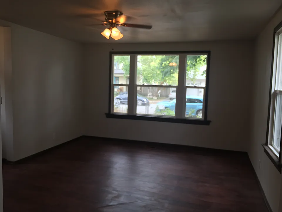 2215 W Gardner Ave #A