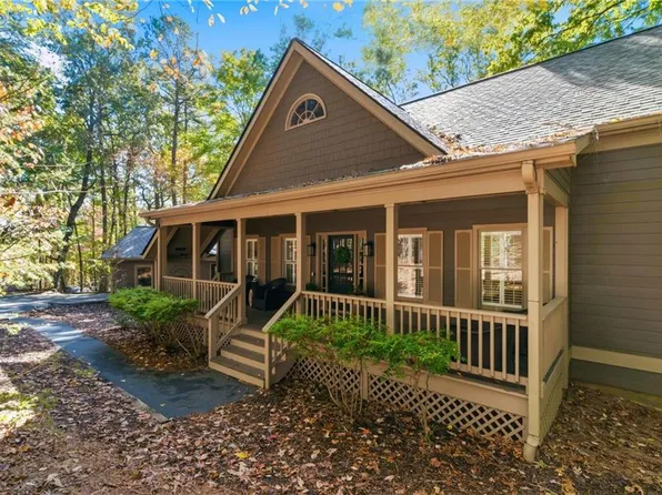 796 Wake Robin Dr, Big Canoe, GA 30143