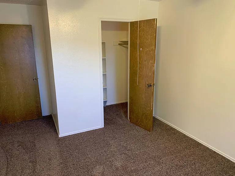 6508 Wiethorn Dr — Photo 7