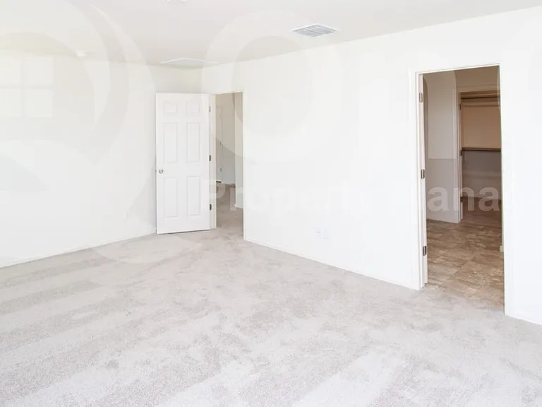 1517 E Desert Breeze Dr — Photo 10