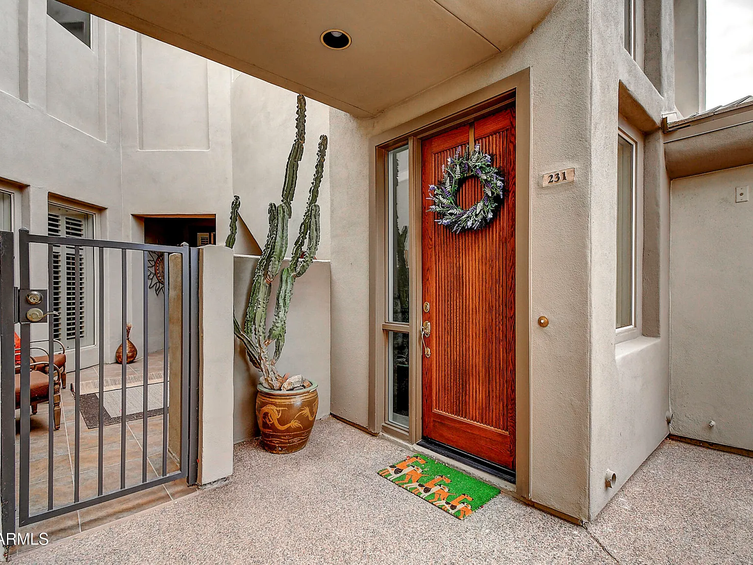3 bed, 3.0 bath, 2618 sqft, $5,000 — Photo 3