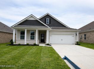 68 Powell Pl, Byhalia, MS 38611