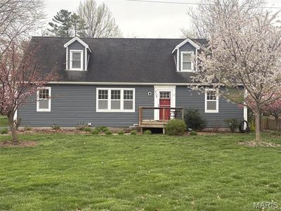 715 Taylor Ave, Godfrey, IL, 62035