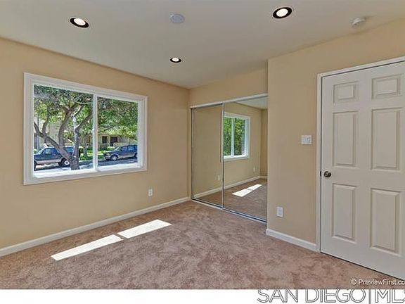 4th image of 4542 Chateau Dr