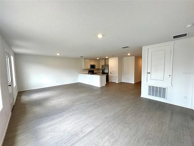 1975 Wilder Way — Photo 6
