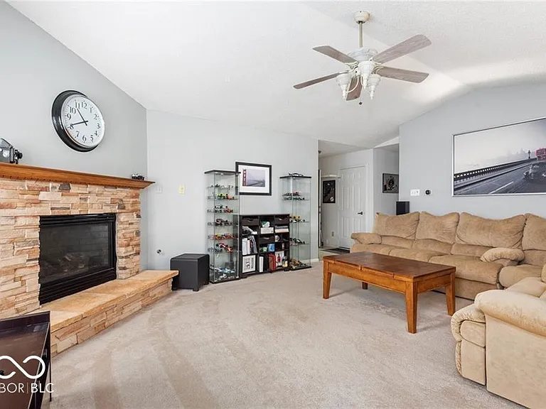 14277 Orange Blossom Trl — Photo 11