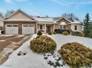 205 White Oak Dr, Olyphant, PA 18447