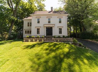 34 Walmsley Rd, Darien, CT 06820