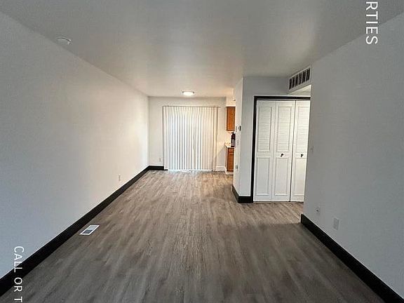 3rd image of 538 Villa Dr