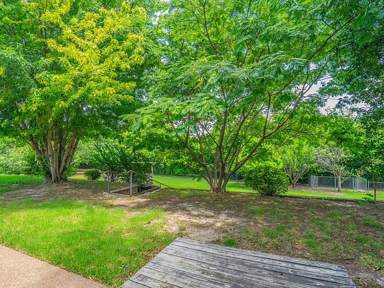 4501 Ridge North Rd — Photo 36