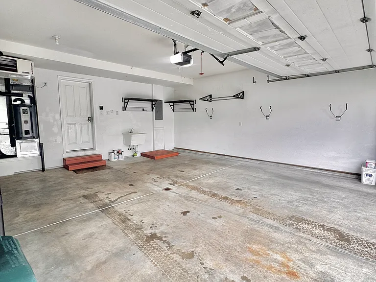 3037 Seclusion Cove Dr — Photo 27