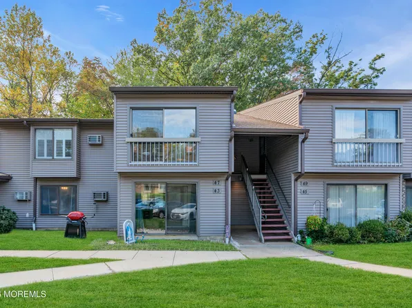 43 Lexington Court, Red Bank, NJ 07701