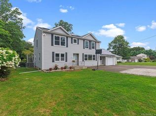 292 Forest Rd, Milford, CT 06461