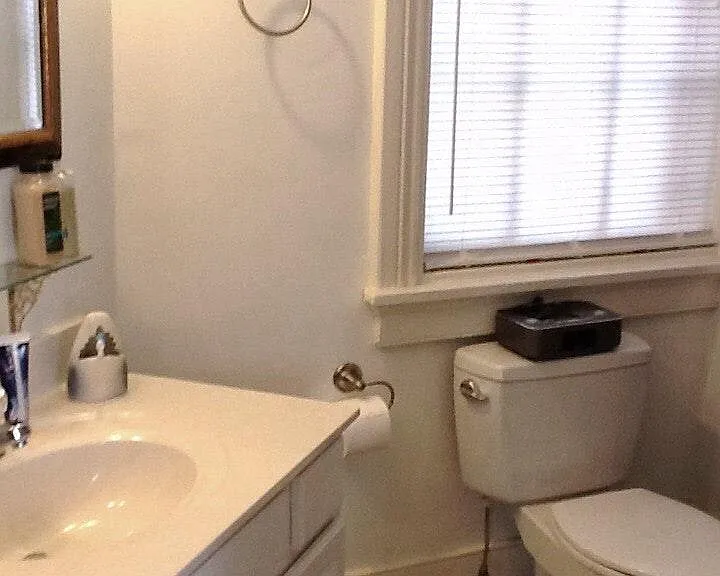 203 N Davis Ave #2 — Photo 12