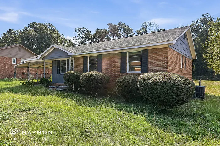 4 bed, 2.0 bath, 1189 sqft, $1,725 — Photo 1
