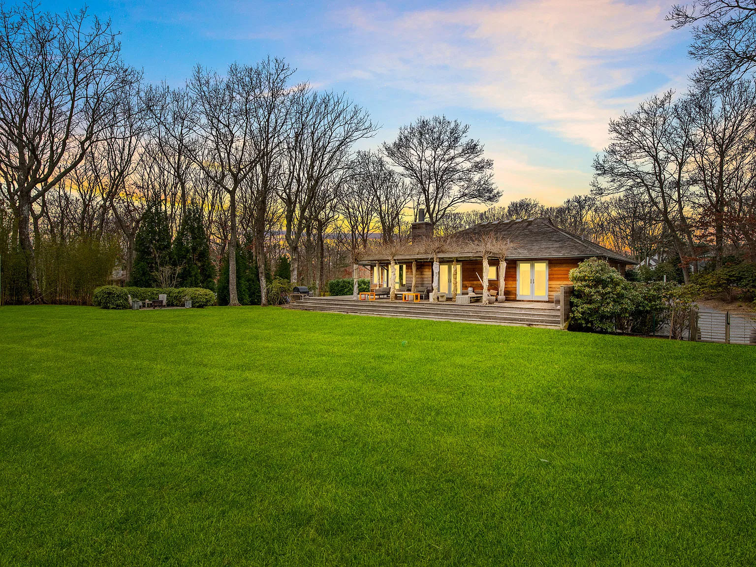 Beautifully Renovated Home with a Fantastic Outside Space! — Photo 2