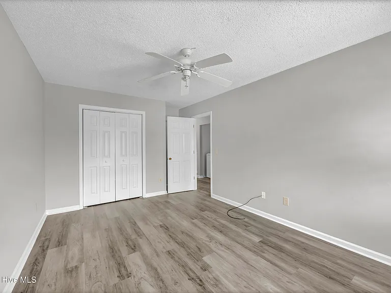 136 Lullwater Dr #A — Photo 22