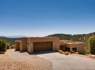 2040 Senda De Andres, Santa Fe, NM 87501