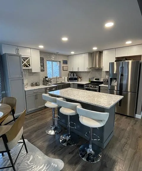 12122 Rolling Meadow Cir — Photo 3
