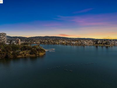 1 Lakeside Dr APT 1010, Oakland, CA, 94612