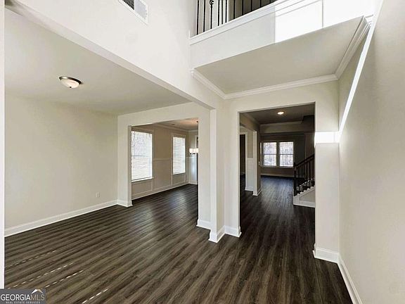 4th image of 2180 Highridge Point