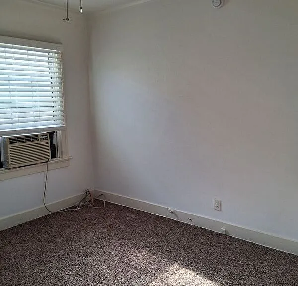 12818 E Penn St — Photo 20