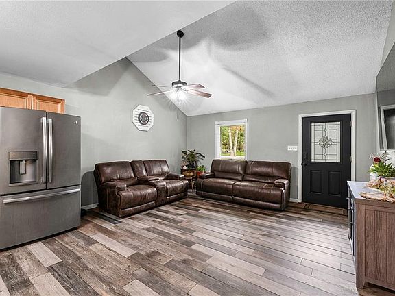 5th image of 36180 Henry Gaines Rd