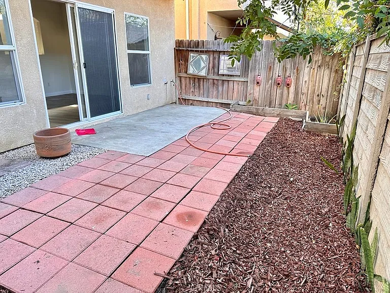 9315 Burnet Ave #113 — Photo 23
