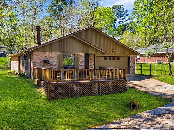 3rd image of 2214 Easley Cir