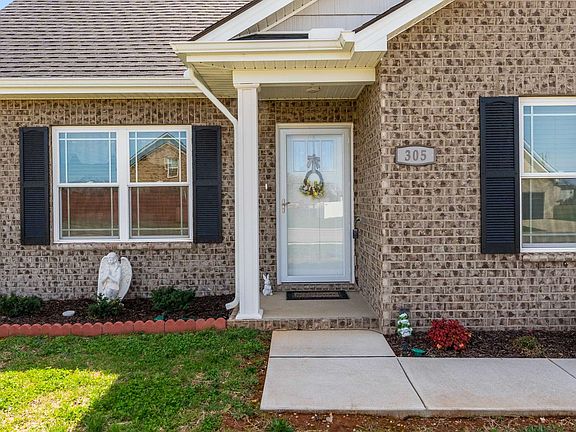 3rd image of 305 Richmonds Retreat Blvd