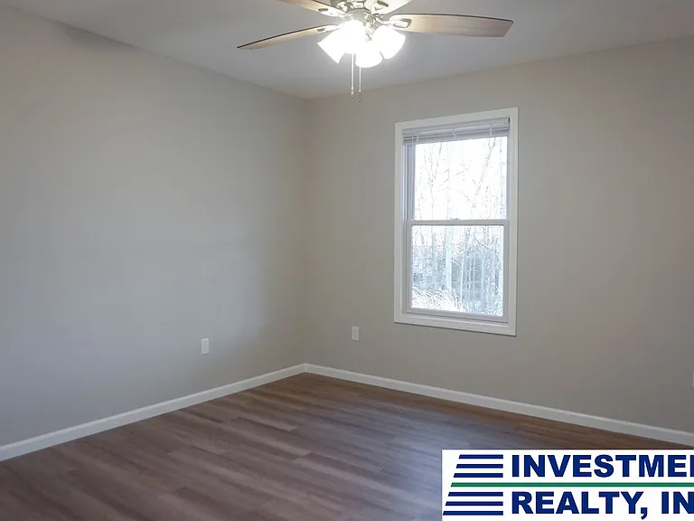 1502 Saint Marias St — Photo 18