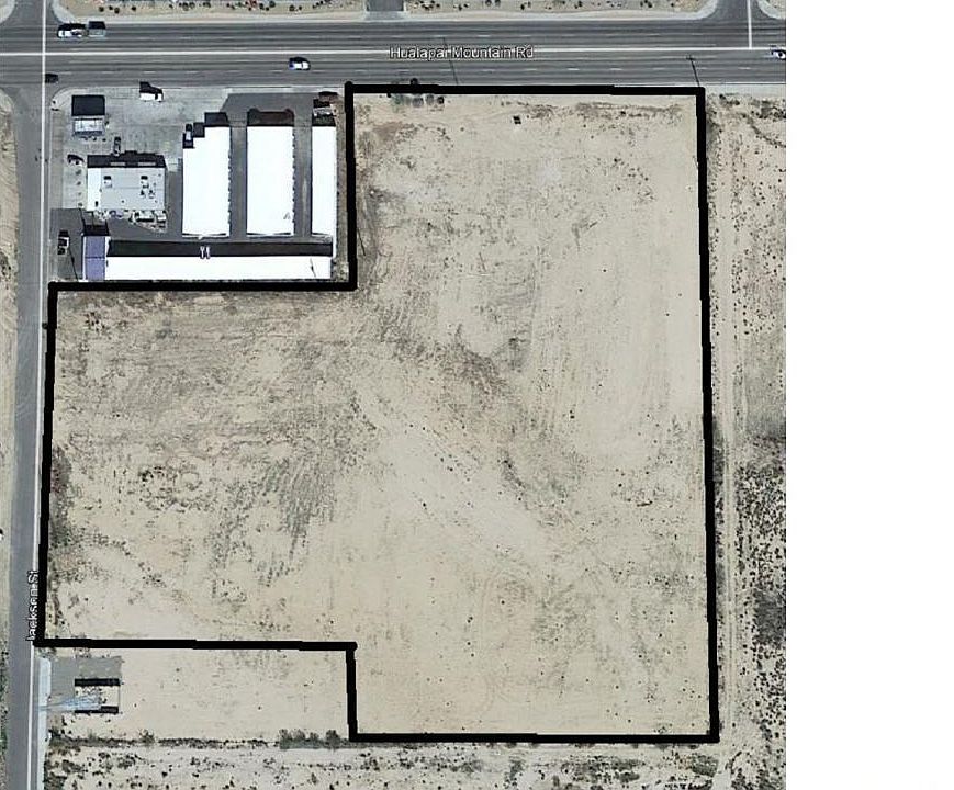 2nd image of 2534 Hualapai Mountain Rd