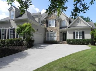 805 Glen Royal Dr, Roswell, GA