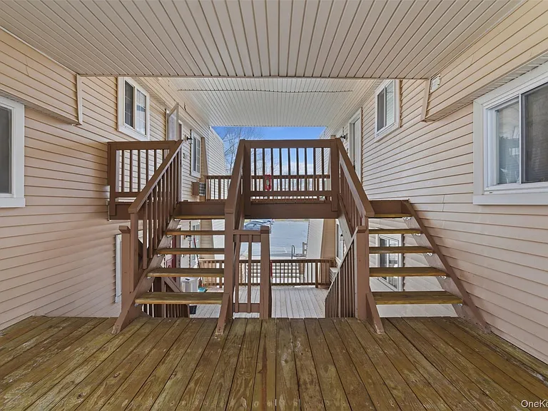 614 Fox Run Ln #614 — Photo 14