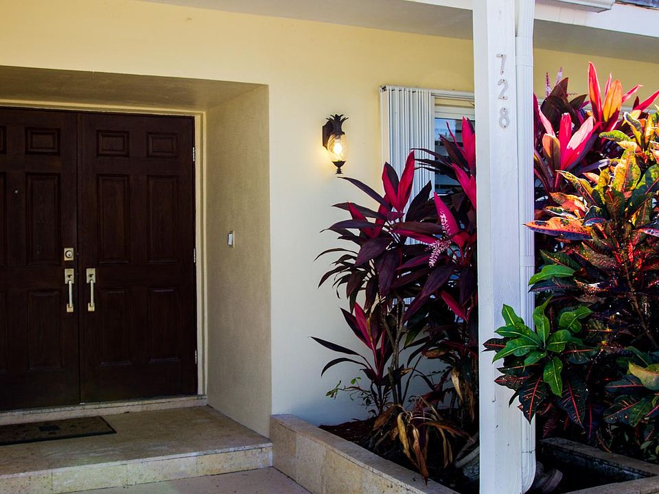 1st image of 728 Waterway Dr #728