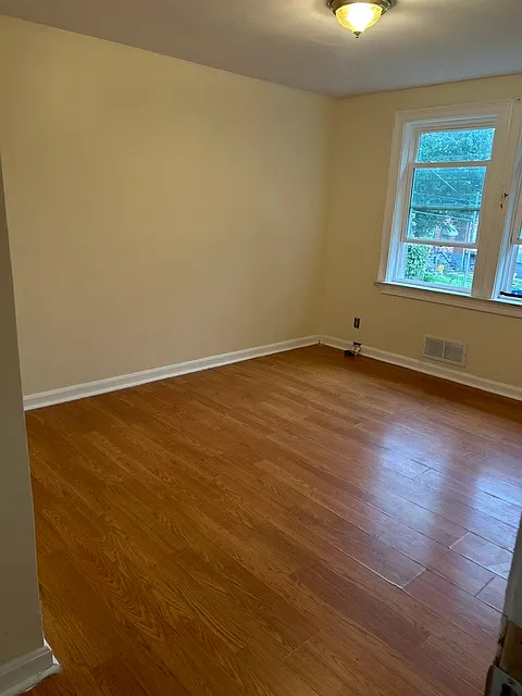 2 bed, 750 sqft, $1,400 — Photo 3