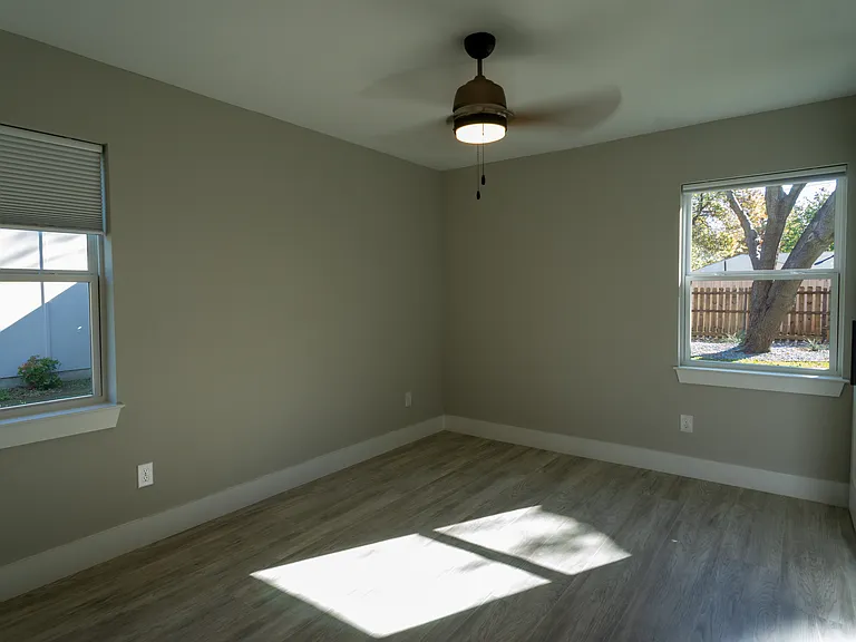 727 Gaylewood Dr — Photo 15