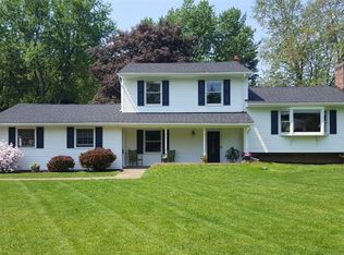 31 Deer Hill Rd, Lebanon, NJ 08833