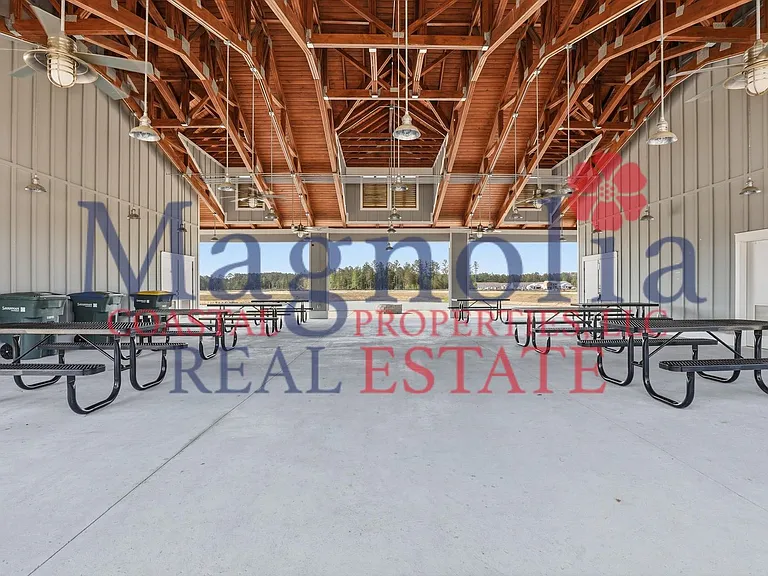 128 Skylark Rd — Photo 36