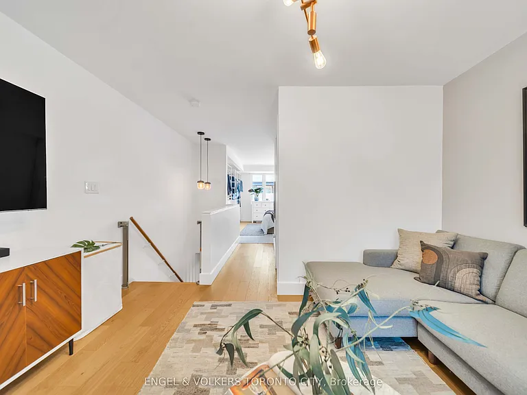 8 Old Trillium Ln — Photo 16