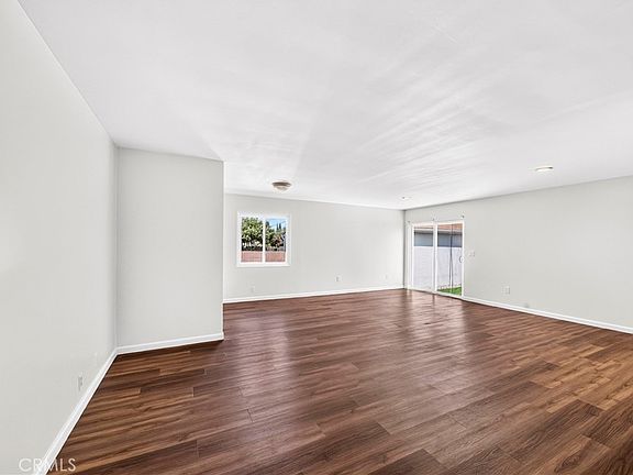 3rd image of 17210 Wilton Pl