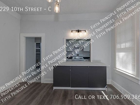 3rd image of 2229 10th St #C