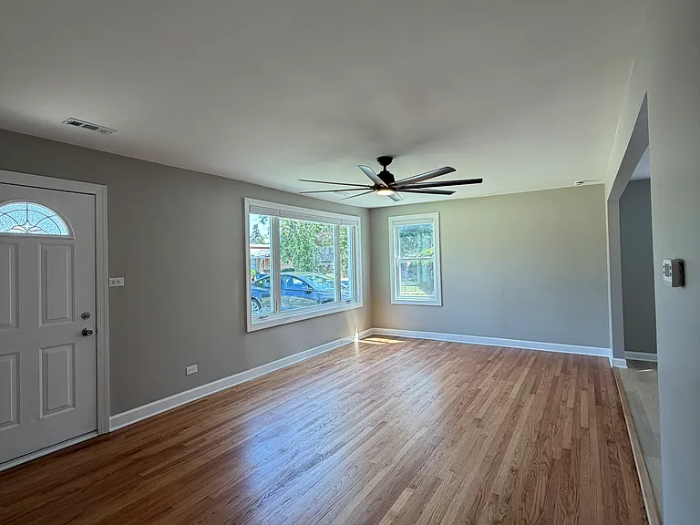 4025 W 106th Pl — Photo 5