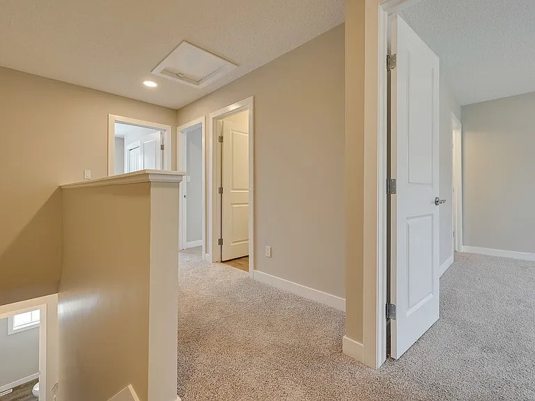 2610 Maple Way NW — Photo 3