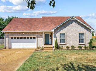 212 Amy Dr, Portland, TN 37148
