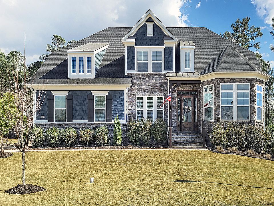 1st image of 213 Center Hill Dr